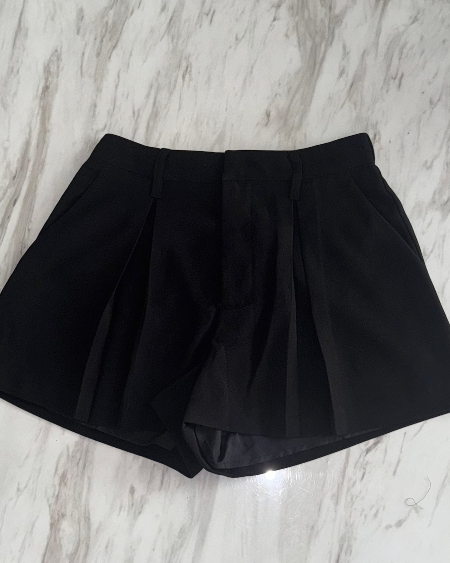 Muse shorts
